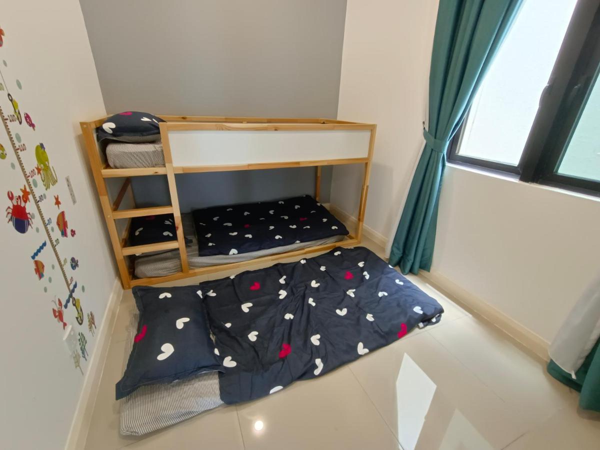 Medini D'Pristine, 3 Min Walk To Legoland, Netflix By Hint Homestay Нусаджайя Экстерьер фото