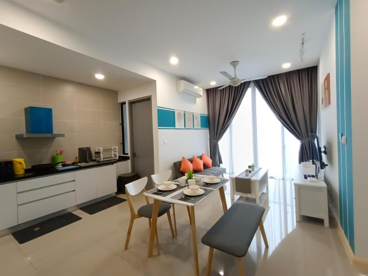 Medini D'Pristine, 3 Min Walk To Legoland, Netflix By Hint Homestay Нусаджайя Экстерьер фото