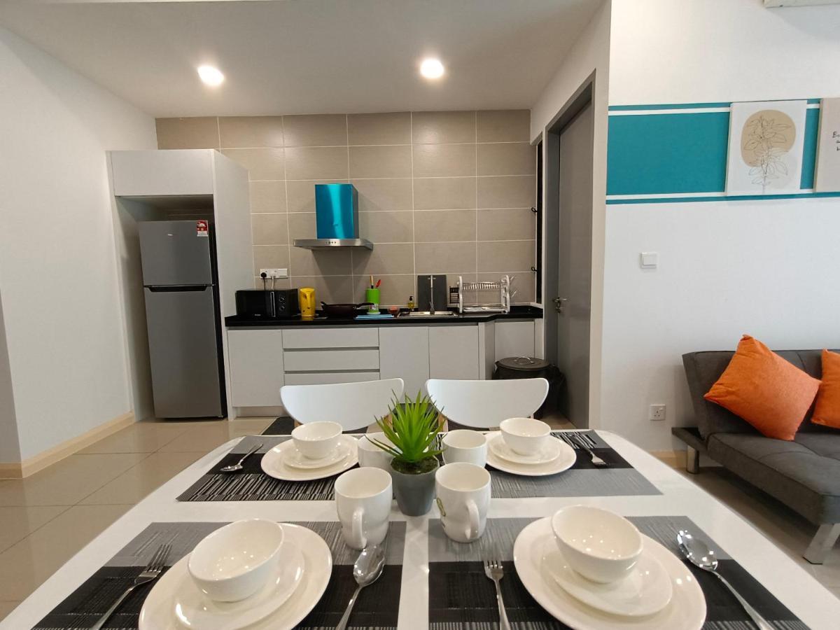 Medini D'Pristine, 3 Min Walk To Legoland, Netflix By Hint Homestay Нусаджайя Экстерьер фото